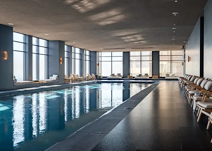 Luxury - Revolution Monument View - Gym *